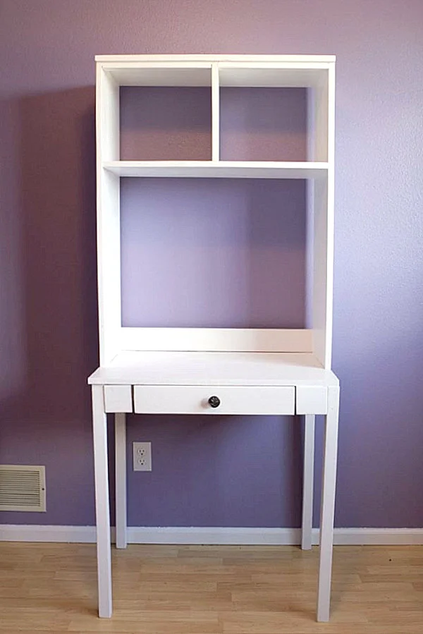 white SMALL DIY DESK