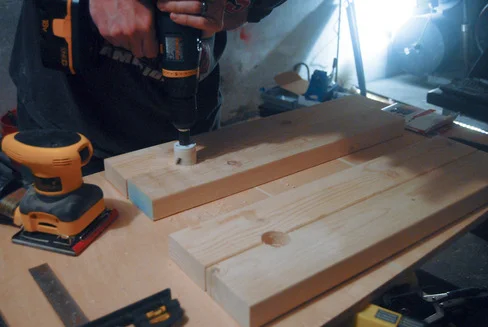 How To Build A DIY Patio Table With Built-in BeerWine Coolers-homesthetics (22)