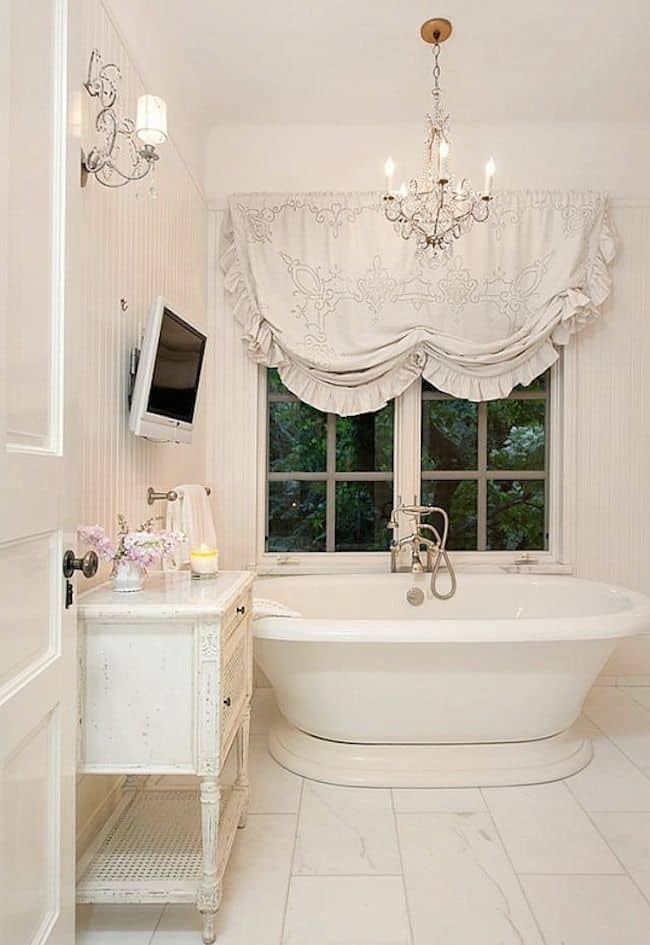 18 Shabby Chic Bathroom Ideas Suitable For Any Home (17)