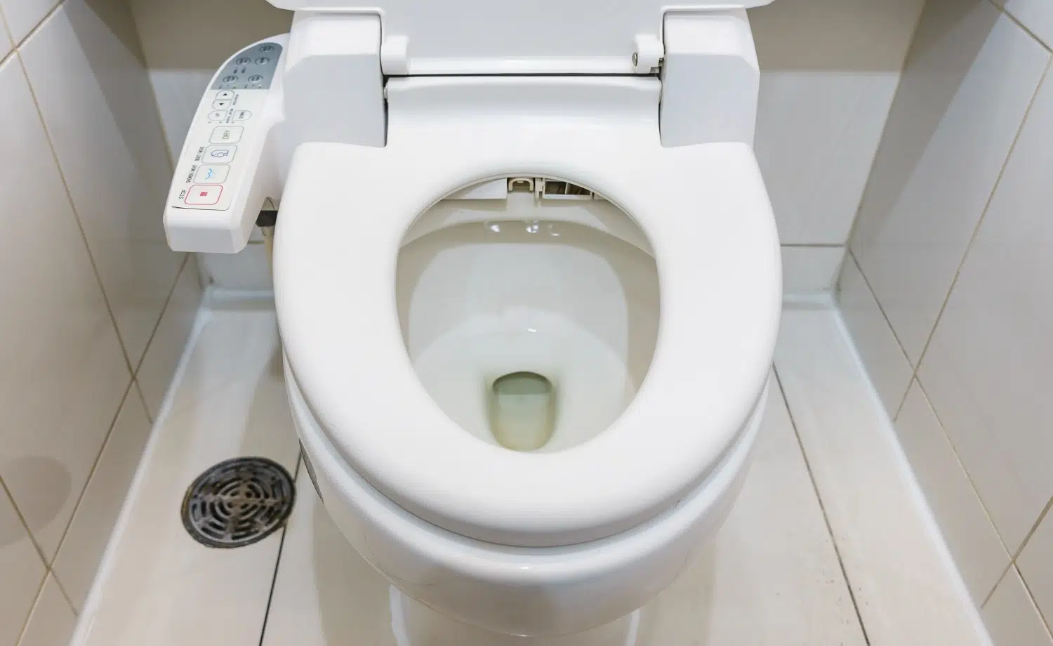 5 Best Soft Close Toilet Seats Reviews + Guide