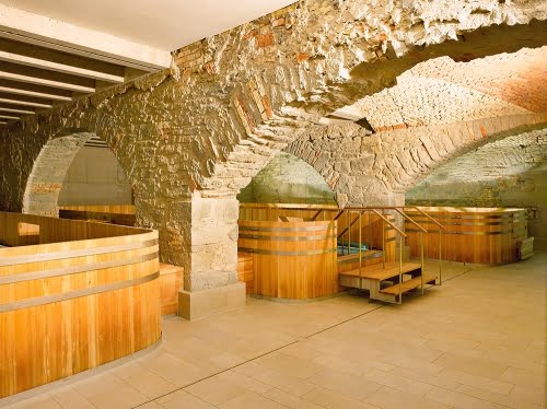 Thermalbad Zürich-Transforming a Brewery Into a Spa 