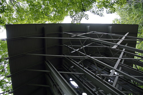 Thorncrown Chapel by E. Fay Jones perfect ilumination unusual shape and size perfect integration modern concept design detail of the modern steel structure