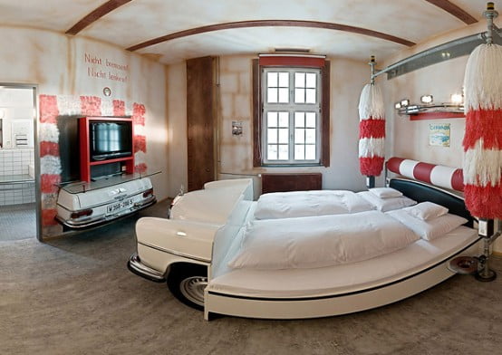 simple white car bedroom Creative & Inspiring Modern Car Bedroom Interior Designs Ideas dream bedroom (15)
