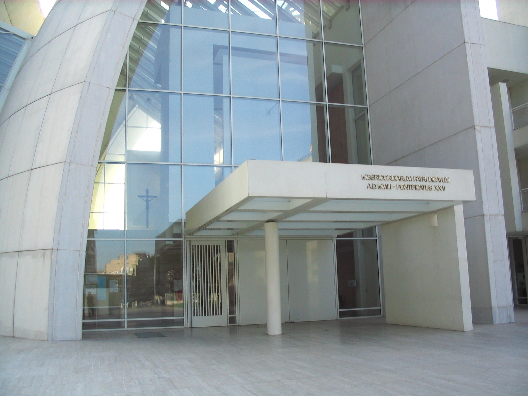 Iconic Modern Architecture-Jubilee Church in Rome by Richard Meier and Partners Homesthetics