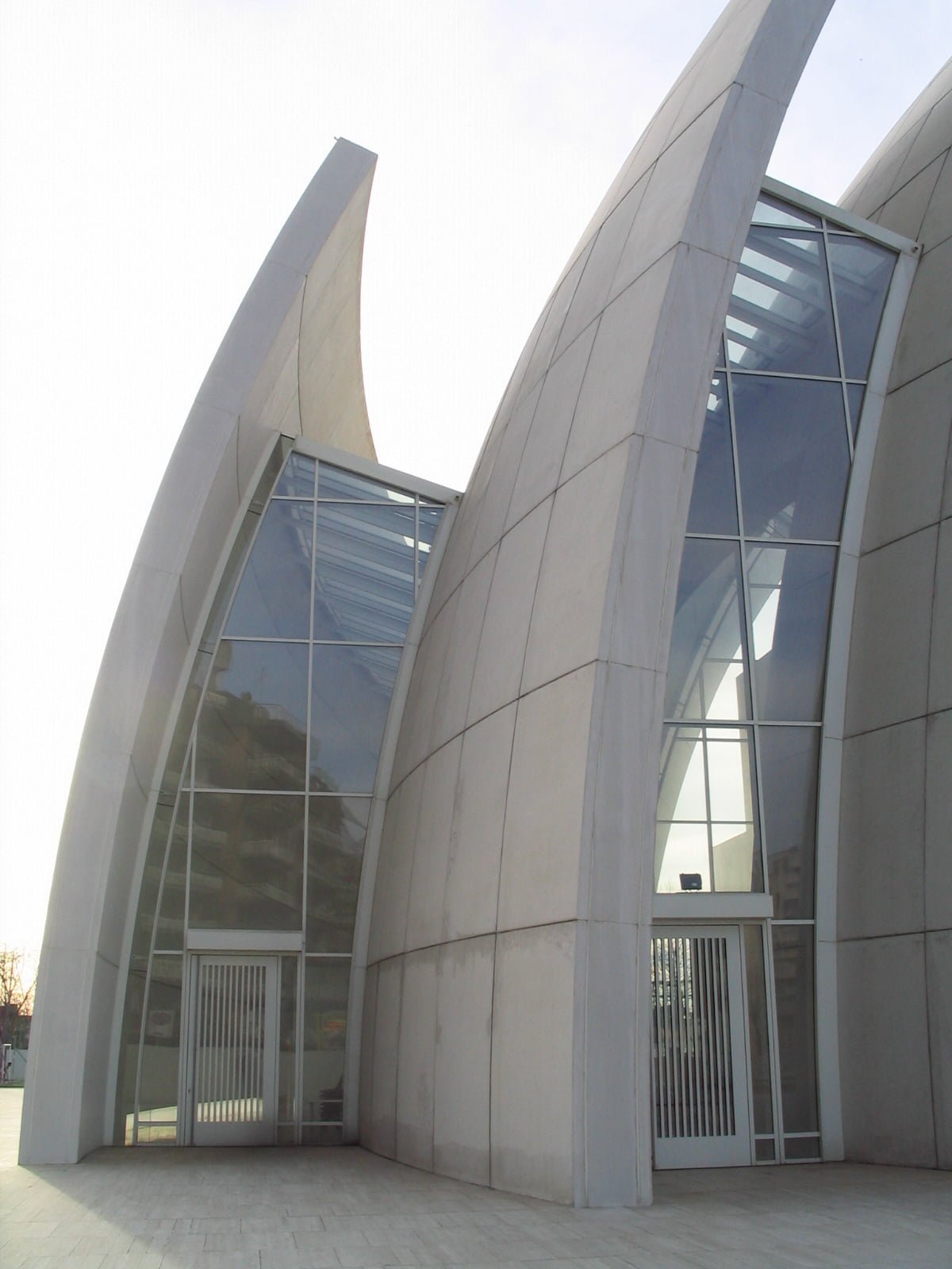 Iconic Modern Architecture-Jubilee Church in Rome by Richard Meier and Partners Homesthetics