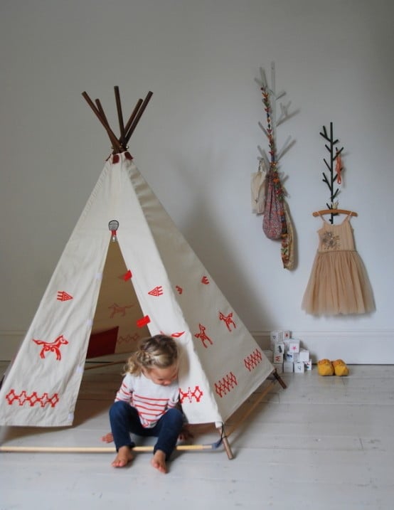 white and red Simple Bedroom Interior Design Ideas Featuring Play Tents for Kids to fit any modern home homesthetics (18)
