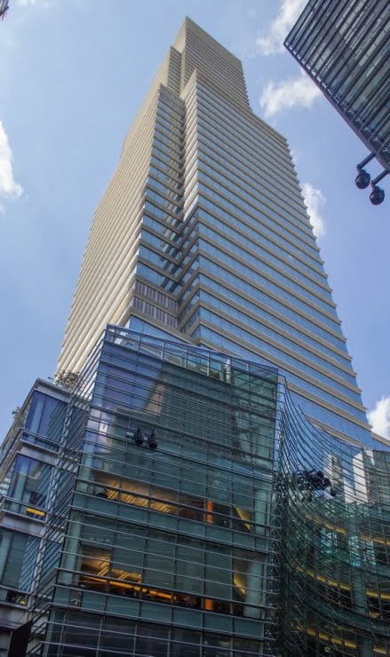 Iconic Glass Skyscraper in New York-The Bloomberg Tower Homesthetics (1)