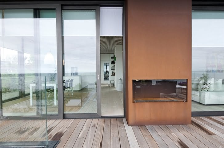 Nilsson Villa-Modern Beach House With Black and White Interior Design in Sweden 