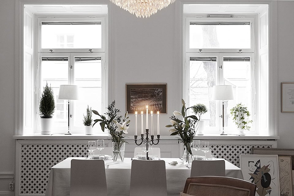 festive dinning area 10-Scandinavian-Design-Lessons-That-Would-Help-You-Bring-Warmth-and-Coziness-in-Your-Modern-Mansions