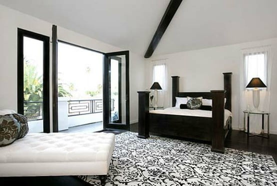 dense floor decor 19-Creative-Inspiring-Traditional-Black-And-White-Bedroom-Designs-small-bedroom-homesthetics