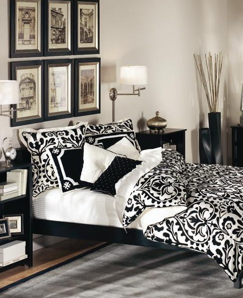 extraordinary 19-Creative-Inspiring-Traditional-Black-And-White-Bedroom-Designs-small-bedroom-homesthetics