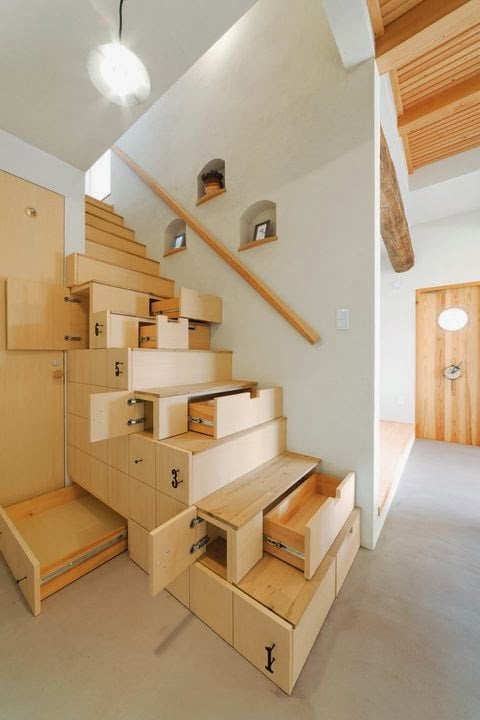 storage area under the Different-Wooden-Types-of-Stairs-for-Modern-Homes