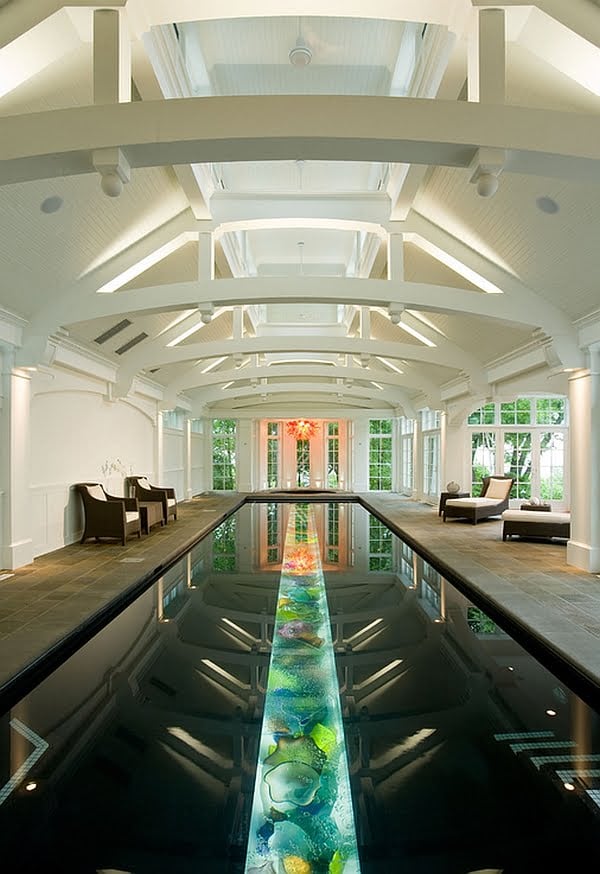 High End Luxurious Black Pool with Art Glass at the Buttom