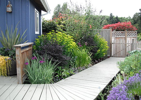 Backyard Landscaping Design Ideas-Charming Cottages and Sheds