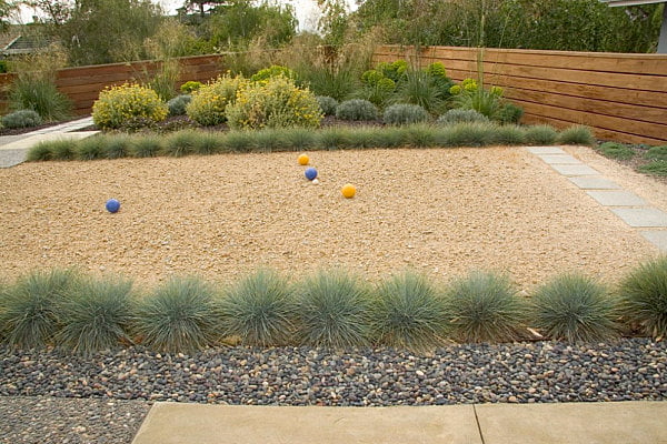 Xeriscaping meant to match Mid-century homes