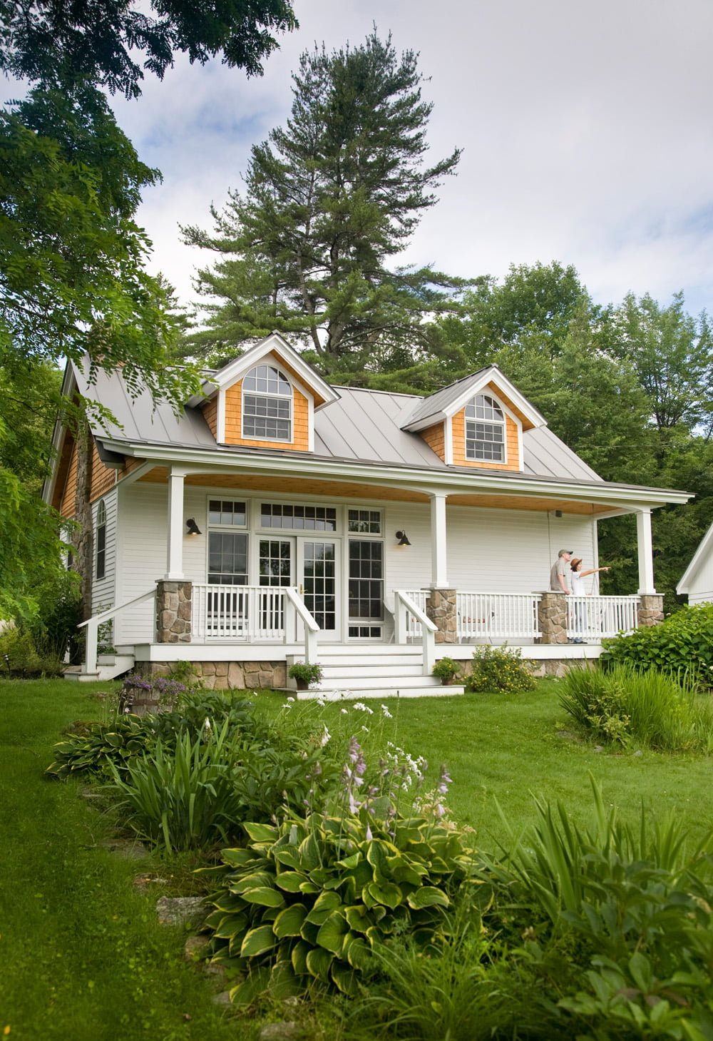 white wooden cottage