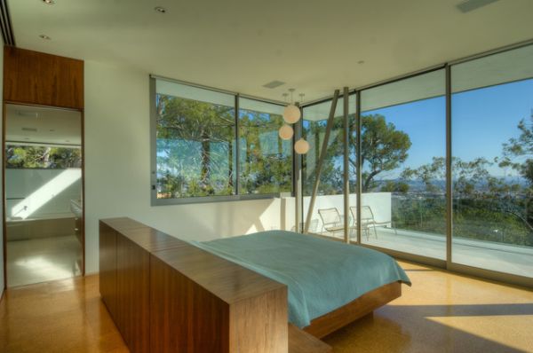 Expansive Views Offered to a Floating Bed Positioned in the Center