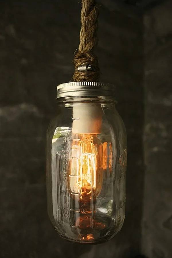 9. Luminaries and Lamps Ideas-Mason jars, a lighting bulb and rope for a vintage lantern