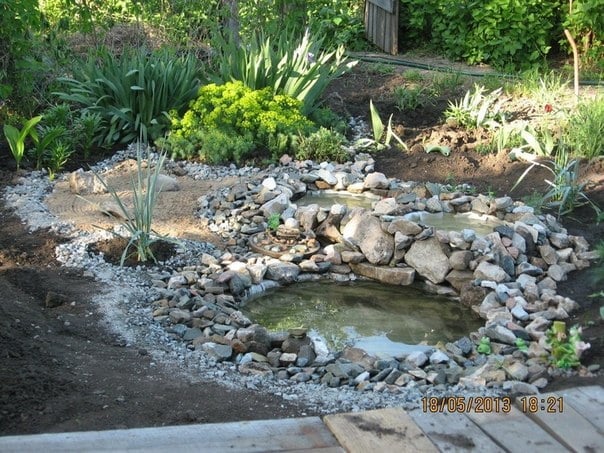 Create an Extraordinary DIY Pond From An Upcycled Old Tire!