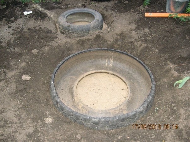 Create an Extraordinary DIY Pond From An Upcycled Old Tire! 