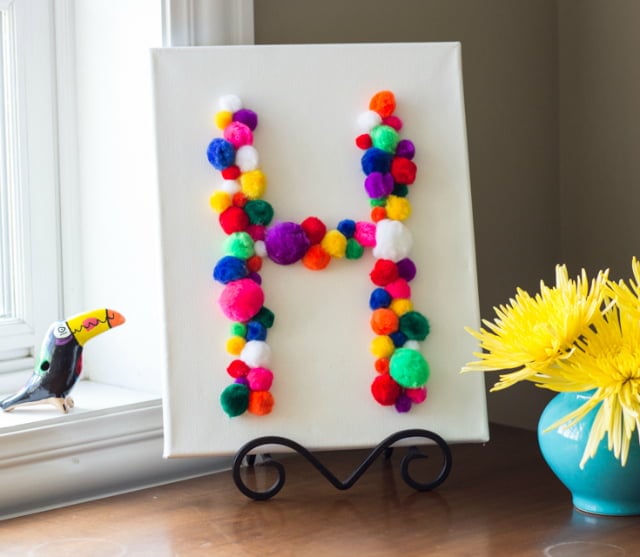 Cute colorful DIY Pom-Pom Crafts and Ideas-homesthetics (12)