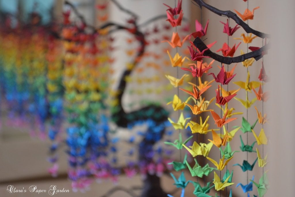 Guide on How to Create a Colorful Rainbow DIY Crane Curtain [Detailed Instructions] homesthetics (10)