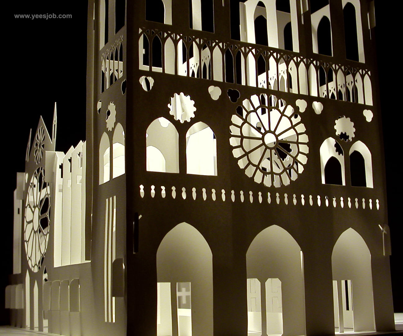 Notre Dame Cathedral -180-Degrees-Open Pop up DIY Kirigami Architecture