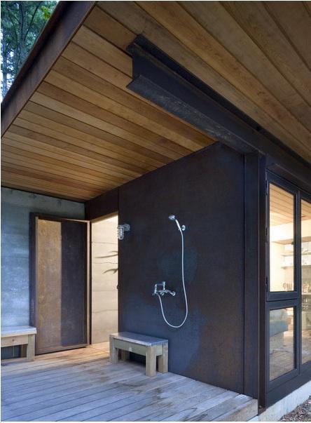63 Outdoor Showers & Outdoor Bathtubs Exuding Supreme Tranquility and Serendipity homesthetics (20)