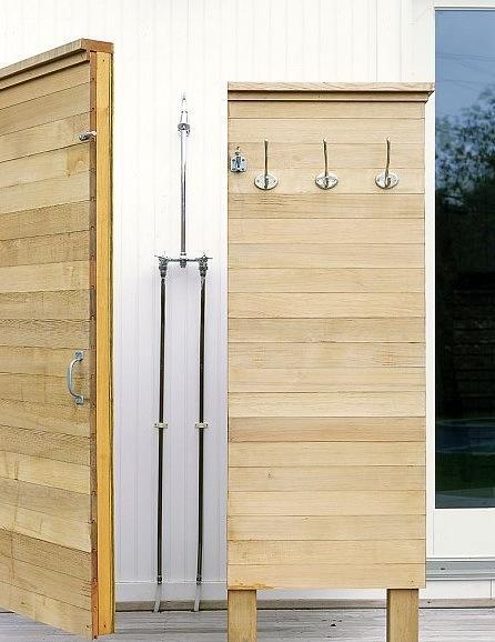 63 Outdoor Showers & Outdoor Bathtubs Exuding Supreme Tranquility and Serendipity homesthetics (21)