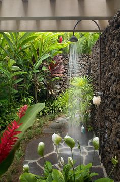 63 Outdoor Showers & Outdoor Bathtubs Exuding Supreme Tranquility and Serendipity homesthetics (56)