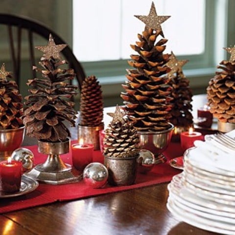 65+ Simply Magical DIY Pinecones Crafts That Will Beautify Your Christmas Decor Homesthetics (14)