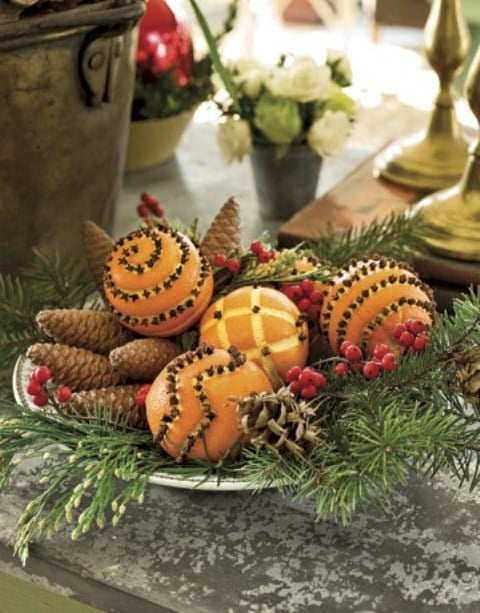 65+ Simply Magical DIY Pinecones Crafts That Will Beautify Your Christmas Decor Homesthetics (22)