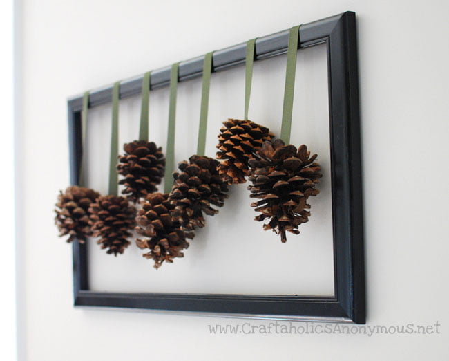 65+ Simply Magical DIY Pinecones Crafts That Will Beautify Your Christmas Decor Homesthetics (47)