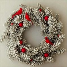 65+ Simply Magical DIY Pinecones Crafts That Will Beautify Your Christmas Decor Homesthetics (6)