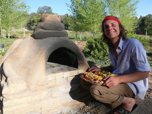 DIY Cob Oven Project-Outdoor Pizza Oven- Build Your Own For $20 homesthetics (15)