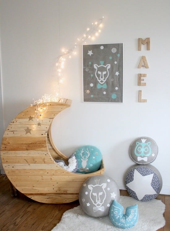 Extremely Graphic Lunar Shaped Baby Bed