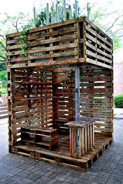 Vertical Garden on Top of an Outdoor Bar Made From Recycled Pallets