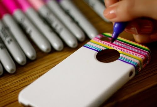 25 DIY Ways To Dress Up Your iPhone Case-homesthetics (13)