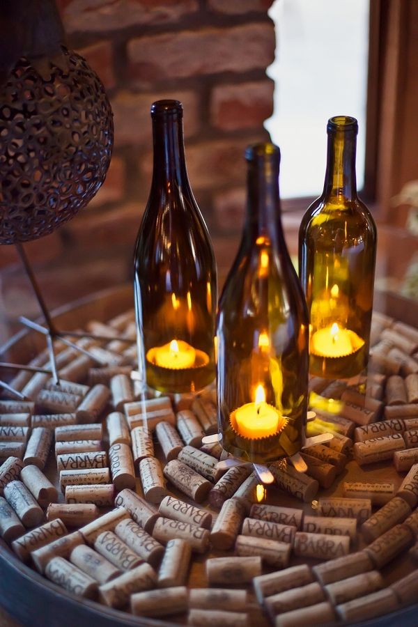 31 Beautiful Wine Bottles Centerpieces For Any Table-hometshetics (9)