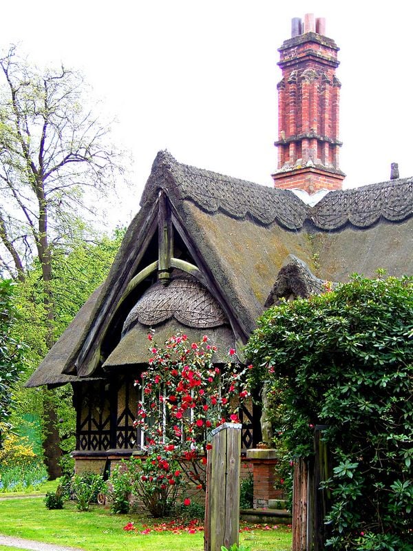 40 Storybook  Cottages Stolen From Fairytales (25)