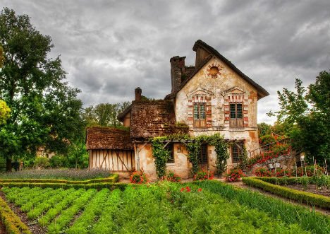 40 Storybook Cottages Stolen From Fairytales (33)