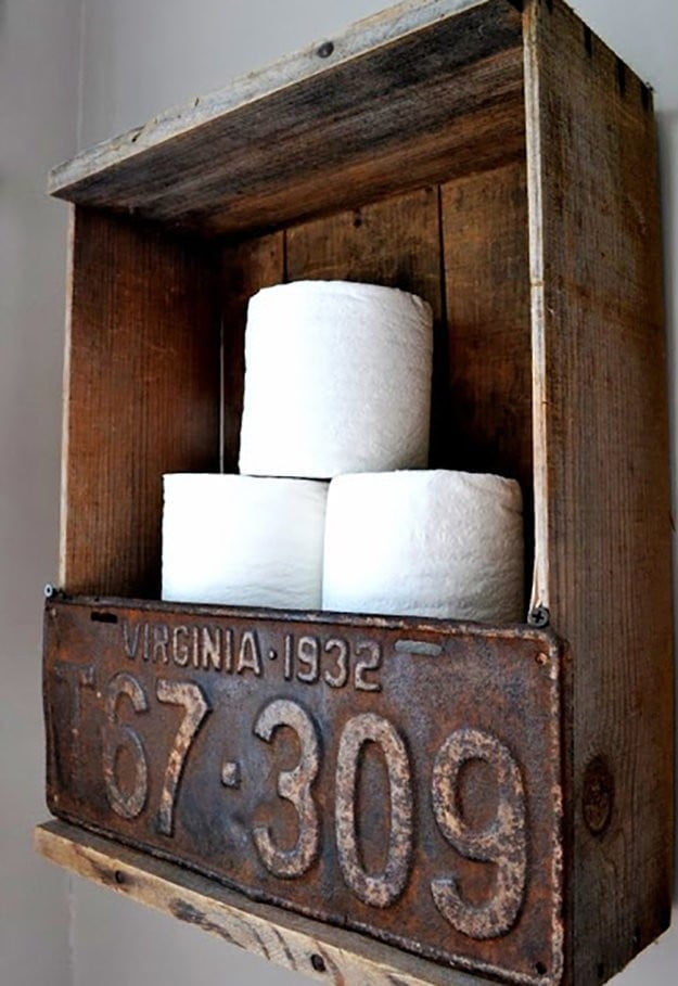 1. Raw Wooden DIY Toilet Paper Holder