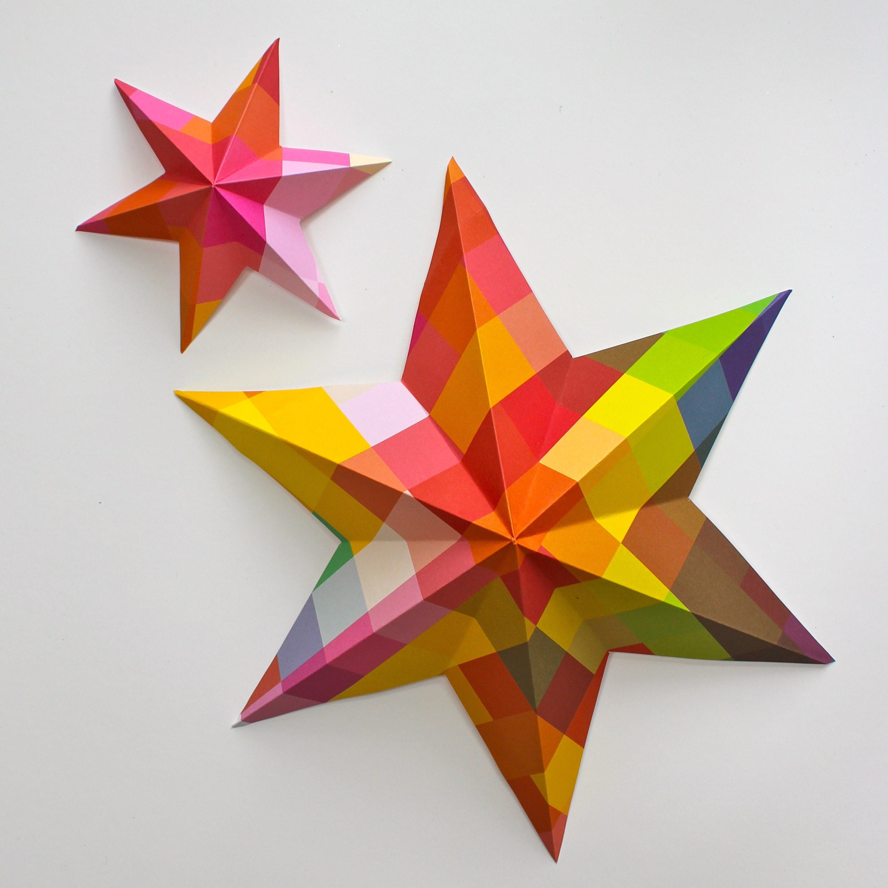 DIY Paper Art Projects - Learn How to Make 3D Paper Stars [Video Tutorial Included] homesthetics (17)