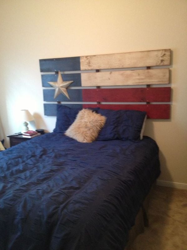 Wooden Pallet USA Flag Headboard