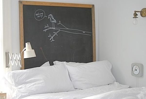 100 Inexpensive and Insanely Smart DIY Headboard Ideas for Your Bedroom Design homesthetics (61)