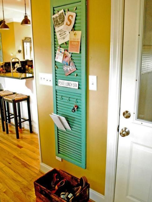 30 Fun Ideas On How To Recycle Doors-homesthetics.net (31)