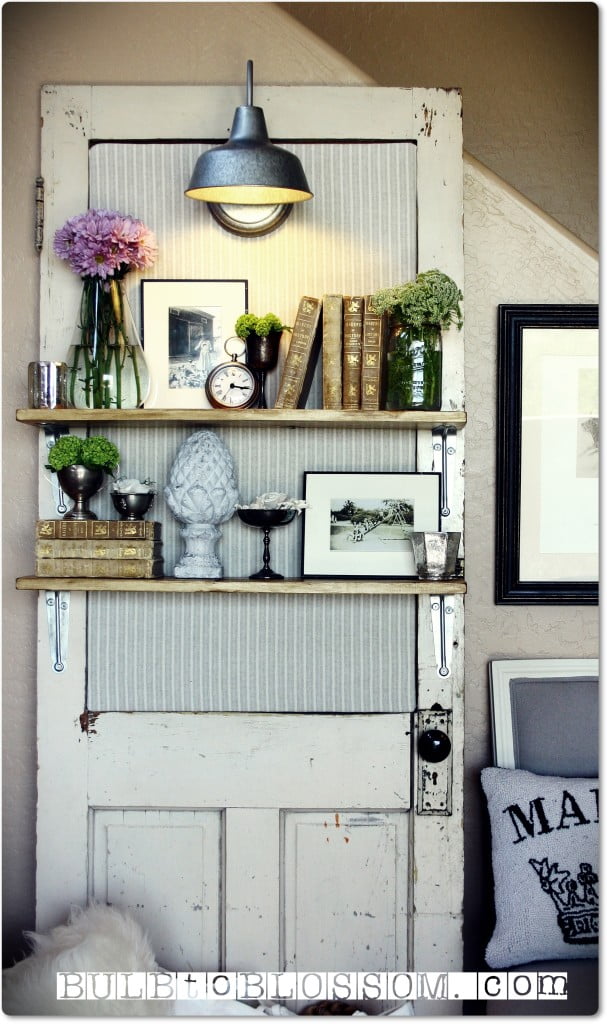 30 Fun Ideas On How To Recycle Old Doors-homesthetics.net (32)