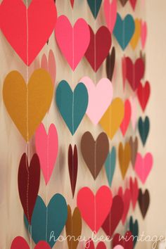 30 Insanely Beautiful Examples of DIY Paper Art That Will Enhance Your Decor homesthetics decor (3)