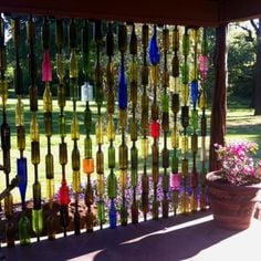 32 Insanely Beautiful Upcycling Projects For Your Home -Recycled Glass Bottle Projects homesthetics decor (18)