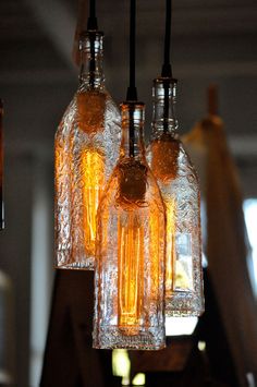32 Insanely Beautiful Upcycling Projects For Your Home -Recycled Glass Bottle Projects homesthetics decor (9)